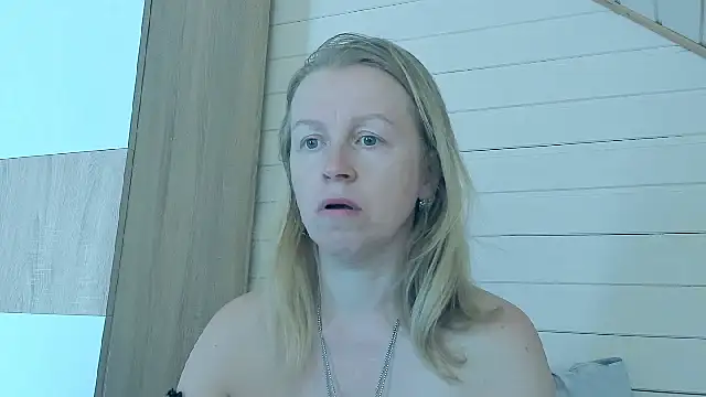 I AM MILF online show from July 29, 2026, 6:45 am