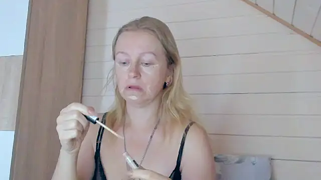 I AM MILF online show from July 21, 2026, 6:37 am