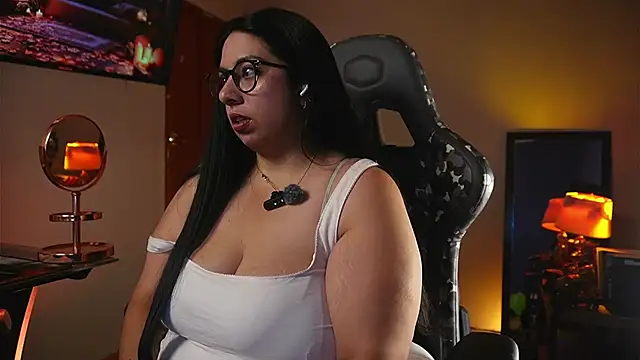 coraline latin online show from September 23, 2025, 10:50 pm