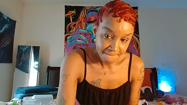 Snapshot of EnticingAaliyah chatting on March 3, 2026, 5:20 pm EnticingAaliyah online show from March 3, 2026, 5:20 pm