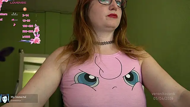 Snapshot of Veronikavonk chatting on April 5, 2026, 7:31 pm Veronikavonk online show from April 5, 2026, 7:31 pm