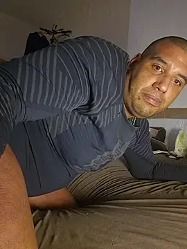 Snapshot of rayman2409 chatting on February 10, 2026, 5:28 am rayman2409 online show from February 10, 2026, 5:28 am