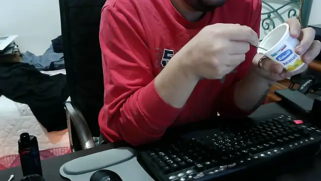 Italian dark desire online show from December 5, 2025, 4:16 pm