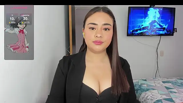 Snapshot of ReyleDoll chatting on June 30, 2026, 9:15 pm ReyleDoll online show from June 30, 2026, 9:15 pm