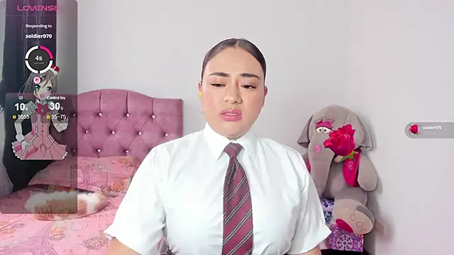 Snapshot of ReyleDoll chatting on April 21, 2026, 9:10 pm ReyleDoll online show from April 21, 2026, 9:10 pm