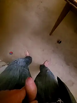 realeasy1 online show from October 11, 2025, 4:02 am