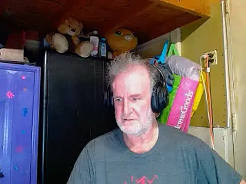 Snapshot of Sweet_Sexy1963 chatting on February 25, 2025, 11:04 pm Sweet Sexy1963 online show from February 25, 2025, 11:04 pm
