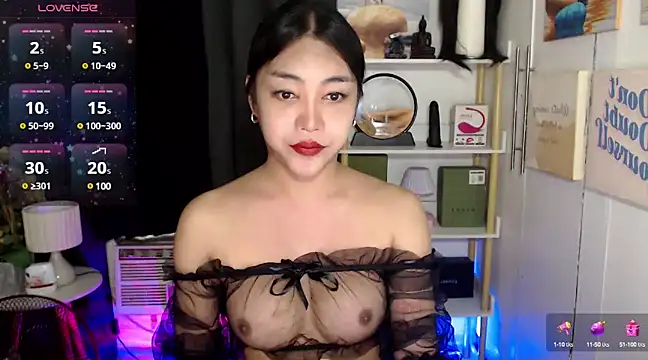 Snapshot of AsianMariaTs chatting on February 11, 2025, 11:53 am AsianMariaTs online show from February 11, 2025, 11:53 am
