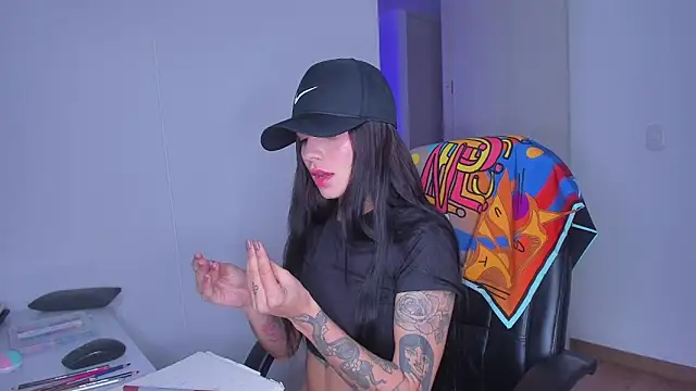 Lisegg  online show from March 16, 2026, 8:44 pm