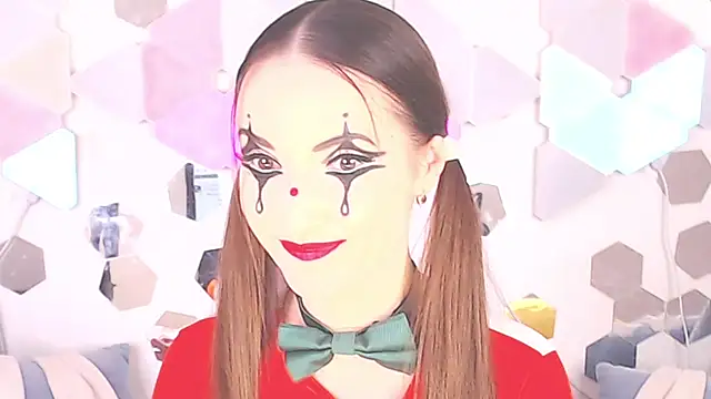 LexiKiss online show from October 15, 2025, 7:33 pm