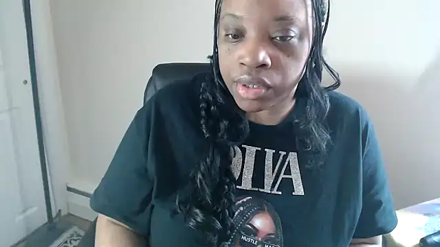 Snapshot of Sexymona1218 chatting on March 31, 2026, 1:24 pm Sexymona1218 online show from March 31, 2026, 1:24 pm