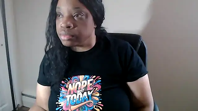 Snapshot of Sexymona1218 chatting on April 5, 2026, 12:34 pm Sexymona1218 online show from April 5, 2026, 12:34 pm