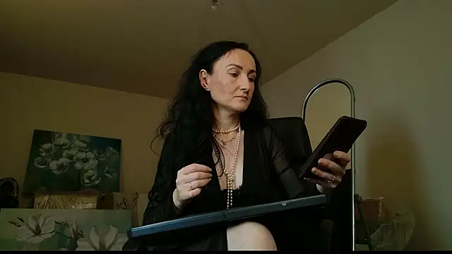 Snapshot of lara_heaven chatting on September 15, 2025, 6:47 am lara heaven online show from September 15, 2025, 6:47 am