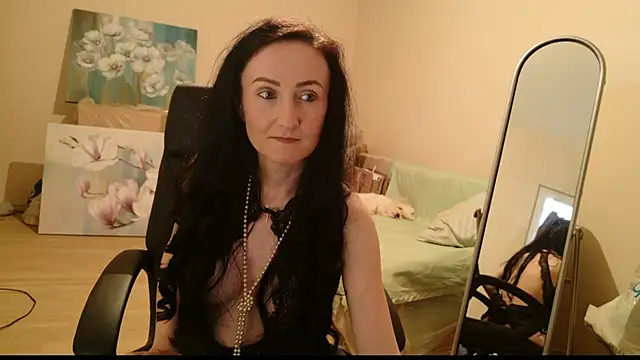 Snapshot of lara_heaven chatting on September 19, 2025, 10:30 am lara heaven online show from September 19, 2025, 10:30 am