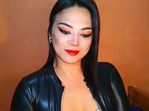 AsianQueenAlexaXx online show from May 19, 2026, 6:15 pm