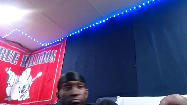 Snapshot of iBreakHeartz chatting on September 23, 2025, 3:24 am iBreakHeartz online show from September 23, 2025, 3:24 am