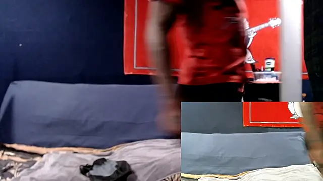 Snapshot of iBreakHeartz chatting on January 18, 2025, 2:58 am iBreakHeartz online show from January 18, 2025, 2:58 am