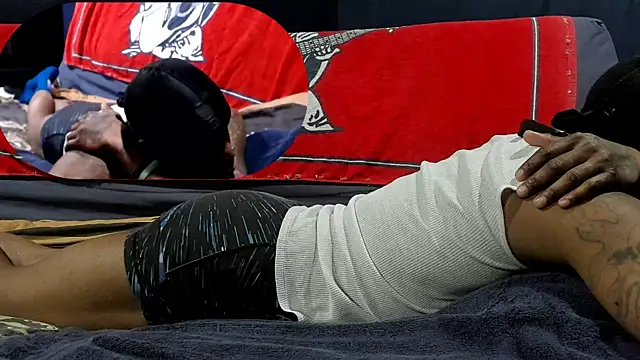 Snapshot of iBreakHeartz chatting on January 11, 2025, 2:25 pm iBreakHeartz online show from January 11, 2025, 2:25 pm