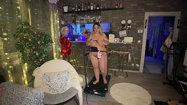 Snapshot of Monageil chatting on February 20, 2026, 6:19 am Monageil online show from February 20, 2026, 6:19 am