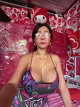 sweetieme online show from May 28, 2026, 12:51 am
