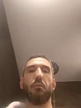 Snapshot of KompetentnyPetent chatting on November 2, 2025, 5:12 am KompetentnyPetent online show from November 2, 2025, 5:12 am