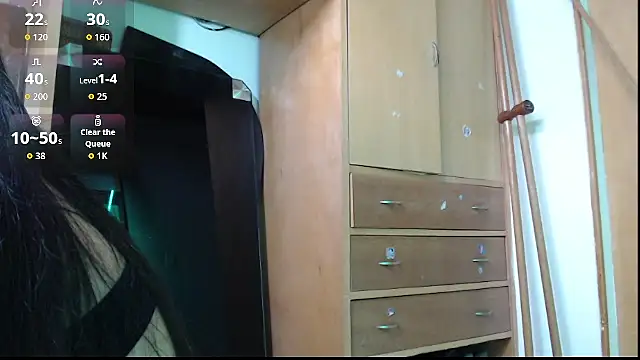 Snapshot of evolet01 chatting on February 22, 2026, 10:22 pm evolet01 online show from February 22, 2026, 10:22 pm