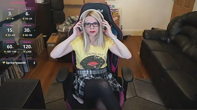 KelseyCobalt online show from December 15, 2025, 9:53 pm