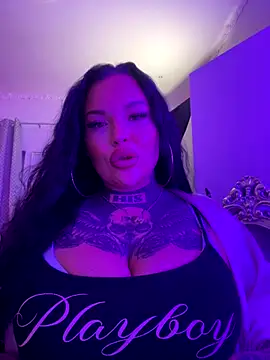  MelinaCurves  online show from November 10, 2025, 9:09 pm