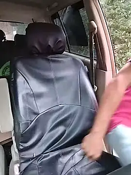 Snapshot of Biknight chatting on April 4, 2026, 12:45 pm Biknight online show from April 4, 2026, 12:45 pm