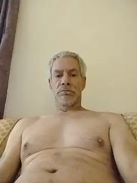 Snapshot of Biknight chatting on February 26, 2026, 2:06 pm Biknight online show from February 26, 2026, 2:06 pm