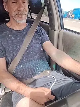 Snapshot of Biknight chatting on April 6, 2026, 3:24 pm Biknight online show from April 6, 2026, 3:24 pm