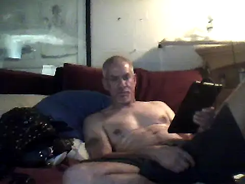 Snapshot of Biknight chatting on February 19, 2025, 6:22 am Biknight online show from February 19, 2025, 6:22 am