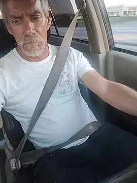 Snapshot of Biknight chatting on April 7, 2026, 11:06 pm Biknight online show from April 7, 2026, 11:06 pm