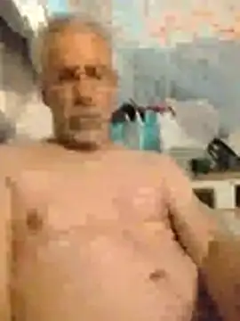 Snapshot of Biknight chatting on April 11, 2026, 3:14 am Biknight online show from April 11, 2026, 3:14 am