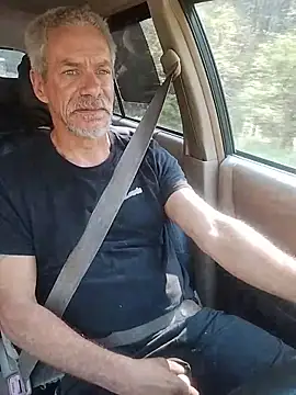 Snapshot of Biknight chatting on April 2, 2026, 1:51 pm Biknight online show from April 2, 2026, 1:51 pm