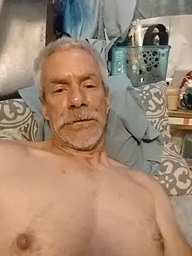 Snapshot of Biknight chatting on April 10, 2026, 2:40 am Biknight online show from April 10, 2026, 2:40 am