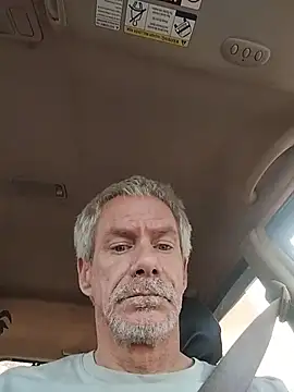 Snapshot of Biknight chatting on March 4, 2026, 12:46 pm Biknight online show from March 4, 2026, 12:46 pm