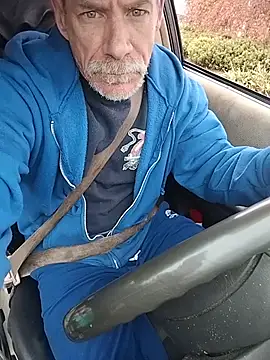 Snapshot of Biknight chatting on January 9, 2026, 3:52 pm Biknight online show from January 9, 2026, 3:52 pm