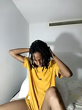 Snapshot of africa_deluxe chatting on November 26, 2025, 11:43 am africa deluxe online show from November 26, 2025, 11:43 am