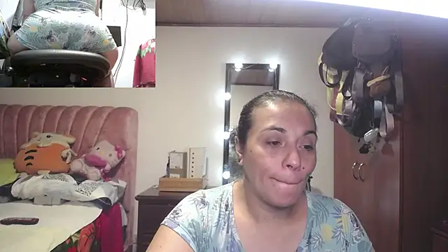 Snapshot of zoe_hotxxx chatting on May 8, 2026, 12:03 am zoe hotxxx online show from May 8, 2026, 12:03 am