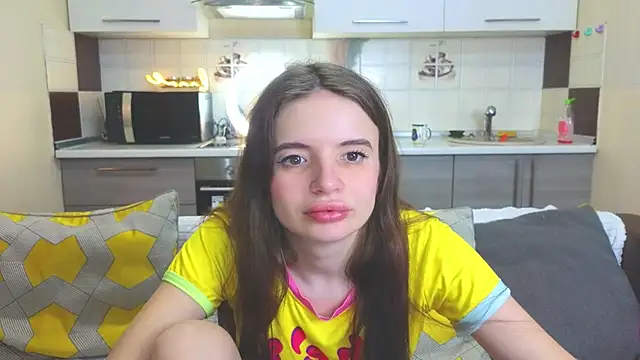 Snapshot of Naughty_Alice chatting on January 18, 2025, 1:08 pm Naughty Alice online show from January 18, 2025, 1:08 pm