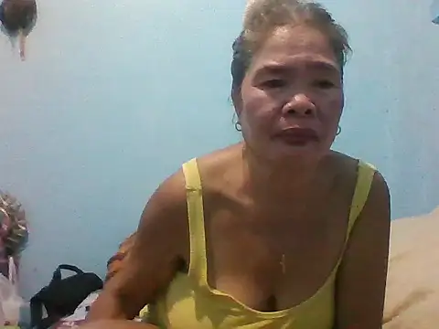 sexylizzy4u online show from June 18, 2026, 3:06 pm