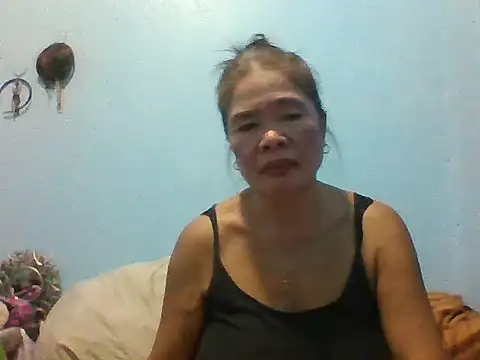 sexylizzy4u online show from June 19, 2026, 1:28 pm