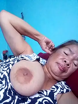 sexylizzy4u online show from October 10, 2025, 7:09 am