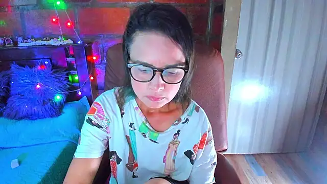 BrianaGarner online show from March 6, 2026, 8:15 pm