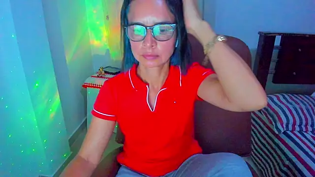 BrianaGarner online show from October 24, 2025, 8:13 am