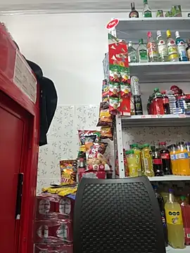 Snapshot of emilyjohanson chatting on October 18, 2025, 5:15 pm emilyjohanson online show from October 18, 2025, 5:15 pm