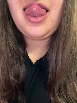 Snapshot of Jane_BBW chatting on December 17, 2025, 5:12 am Jane BBW online show from December 17, 2025, 5:12 am