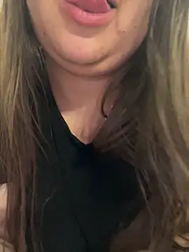 Snapshot of Jane_BBW chatting on December 2, 2025, 12:55 am Jane BBW online show from December 2, 2025, 12:55 am