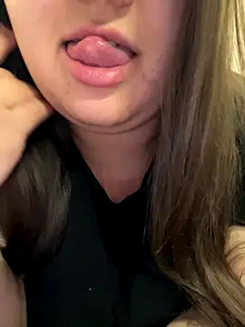 Snapshot of Jane_BBW chatting on December 18, 2025, 7:35 am Jane BBW online show from December 18, 2025, 7:35 am